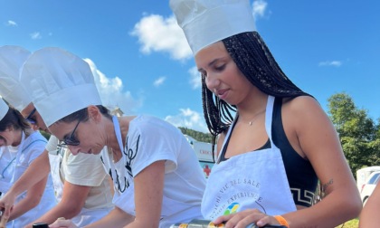 Sagra di Armo: una salsa all'aglio di Vessalico per il pan fritto