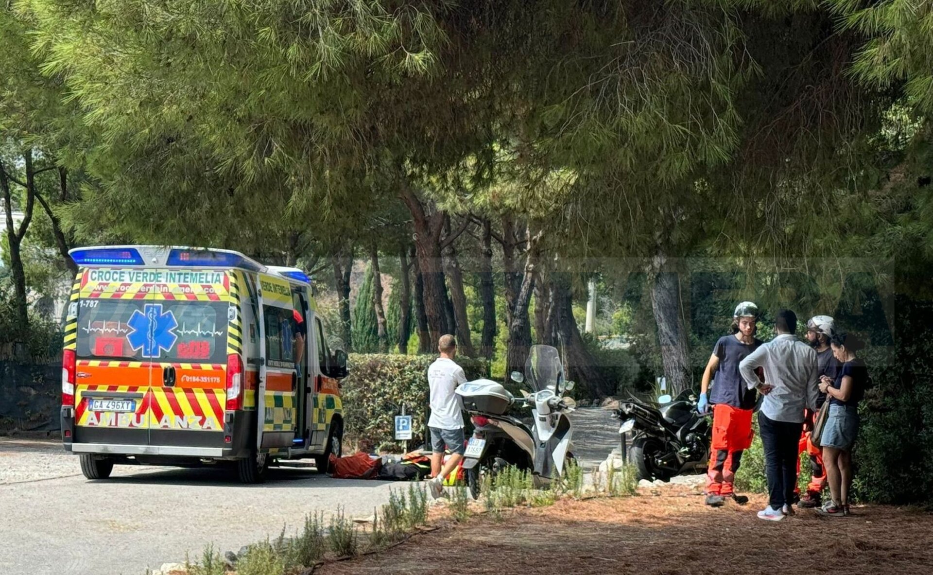 piscina caletta latte ventimiglia soccorso annegamento 11