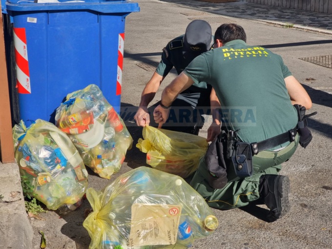 Controlli e multe dei Rangers d’Italia a Sanremo ai “furbetti” della spazzatura