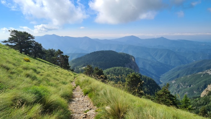 Nuova segnaletica per il Parco delle Alpi Liguri