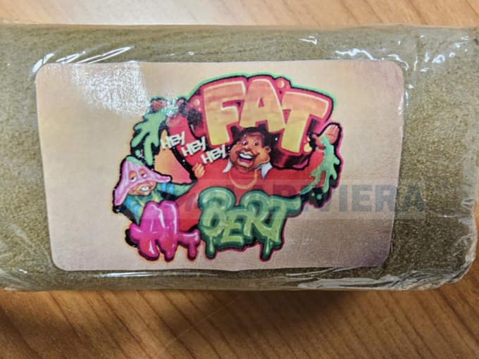 Guardia di Finanza sequestra due etti di hascisc al valico autostradale di Ventimiglia