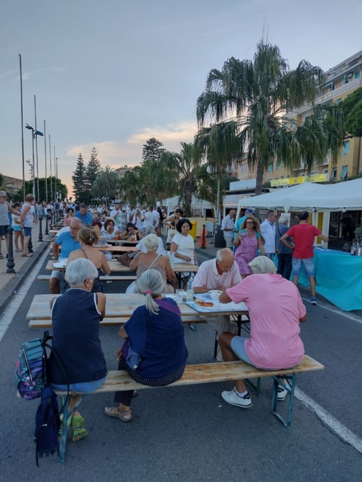 Successo per la settima edizione di ‘A Tavola sul Porto Vecchio’