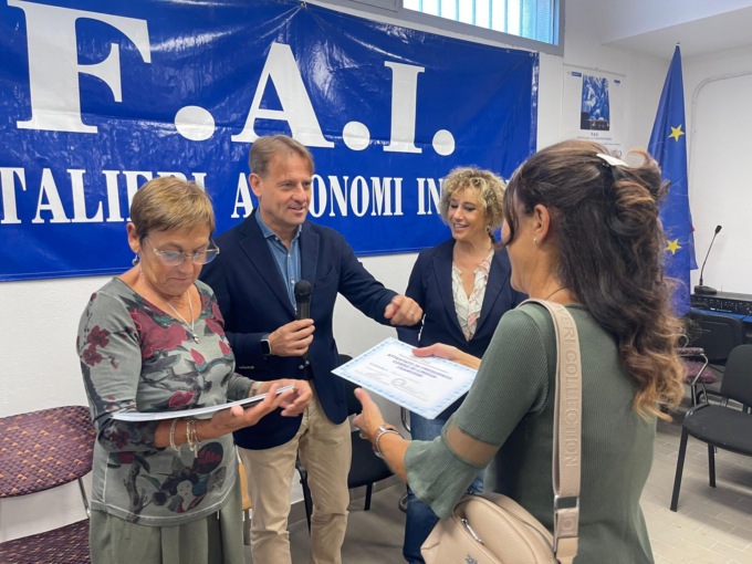 Consegnati i diplomi in lingua francese ai frontalieri