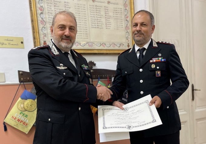 Al tenente colonnello Mario Ricciardi, la medaglia Mauriziana