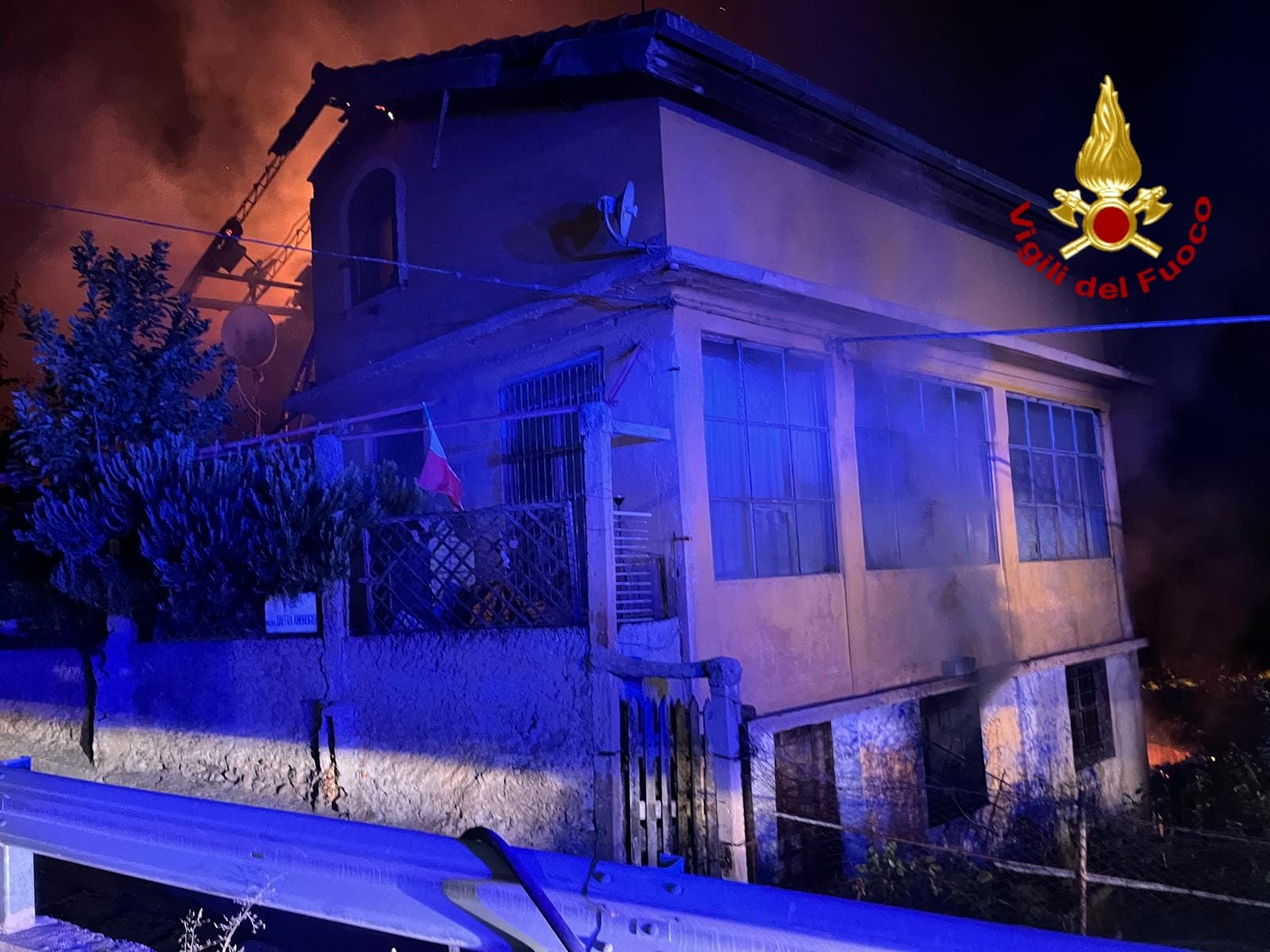 incendio abitazione via due camini ventimiglia 1