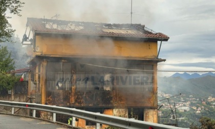 Inagibile la casa bruciata a Ventimiglia, uno dei due occupanti salvato dai vigili del fuoco