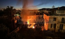 Incendio nella dependance di un'abitazione in via XX Settembre a Bordighera. Video