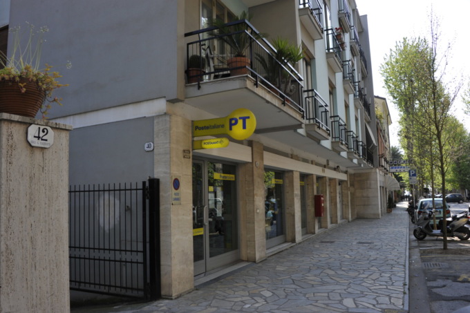 Ufficio postale a Diano Marina chiuso un mese per lavori