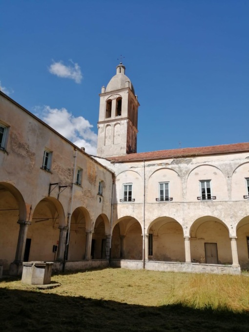 Raccolta firme per salvare l’ex convento degli Agostiniani