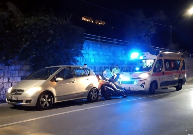 Scooterista ferito dopo tamponamento con auto a Ventimiglia