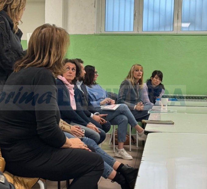 Menù poco appetibile: vertice con i genitori in mensa scolastica a Bordighera