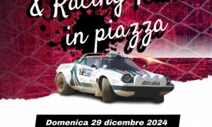 Auto storiche in piazza Colombo con il Riviera Historic & Racing Team