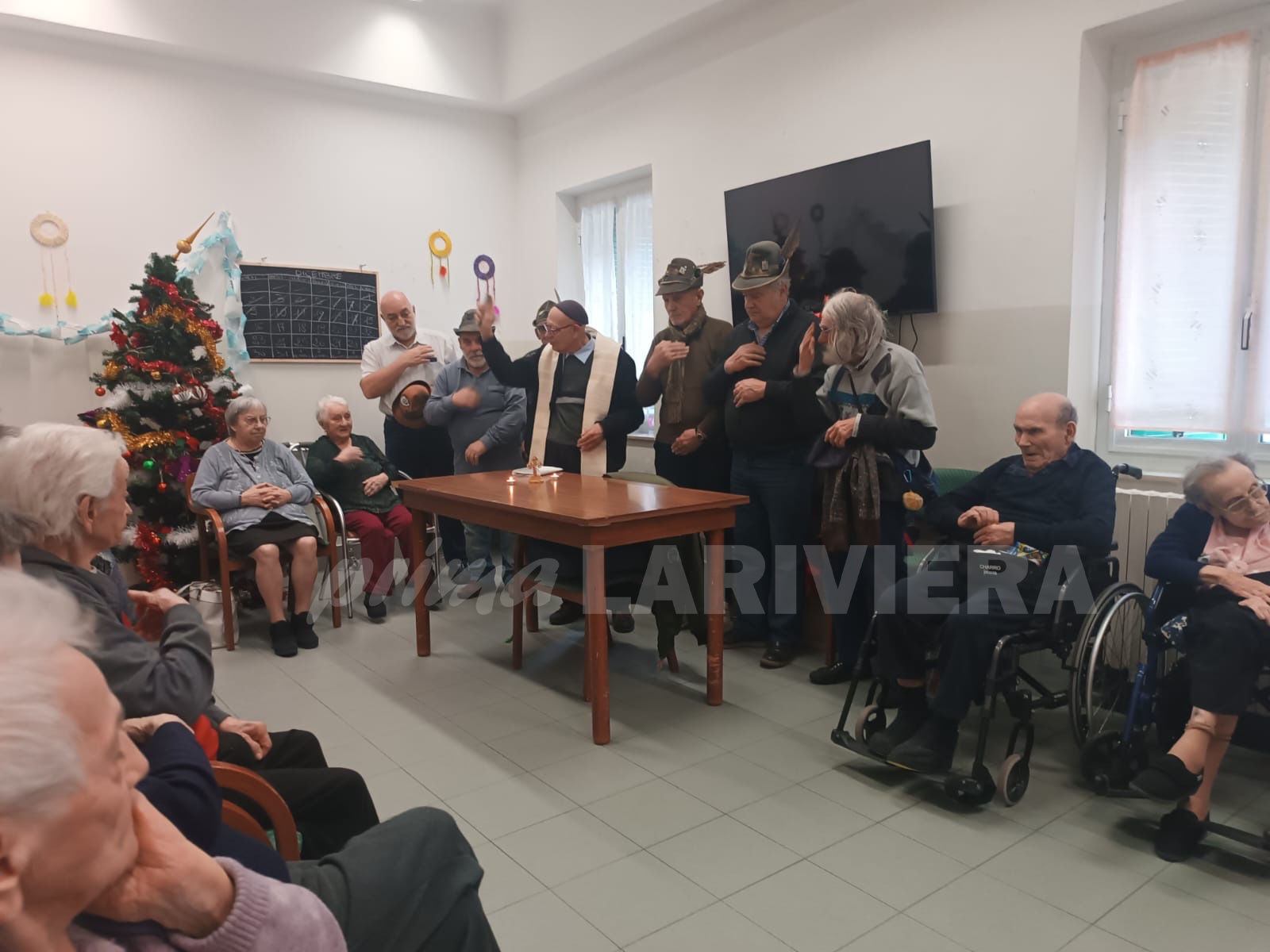 alpini casa di riposo pigna auguri di natale