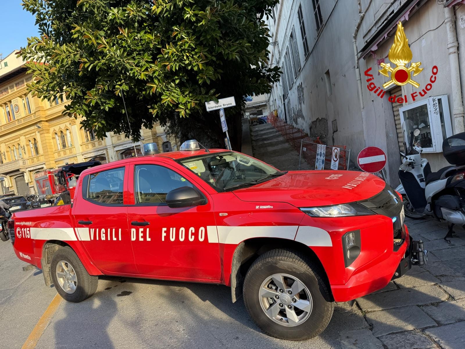 fuga di gas sanremo sgomberato istituto colombo piazza eroi vigili del fuoco_03