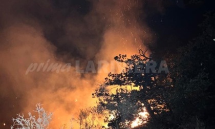 Due incendi boschivi in provincia di Imperia alimentati dal vento