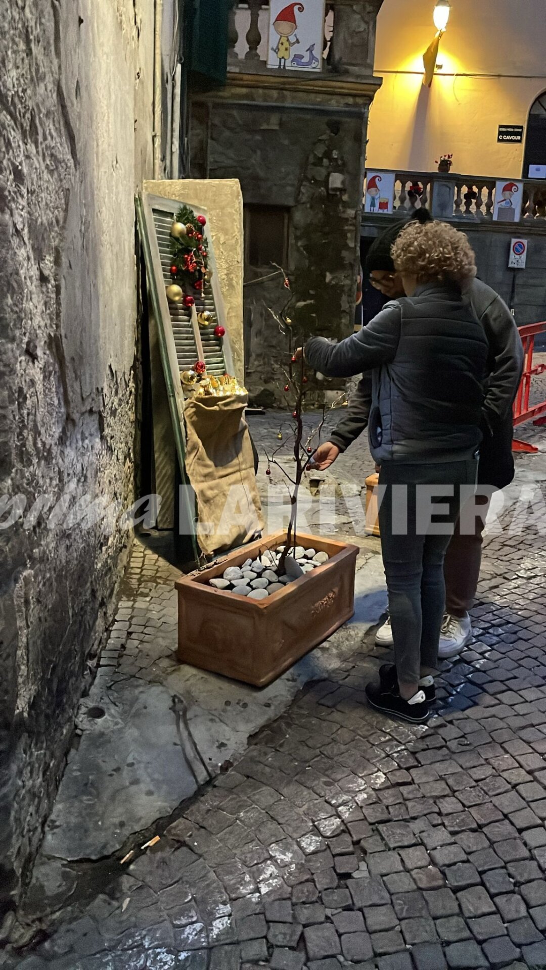 natale centro storico ventimiglia addobbi dicembre 2024_04