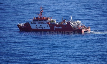 La nave da ricerca "Survey Fugro” in transito per le coste imperiesi, mapperà la Posidonia