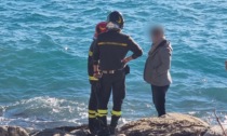 Uomo morto trovato tra gli scogli a Ventimiglia