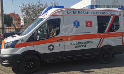 Una festa per inaugurare 2 nuove ambulanze