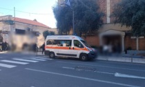 Malore durante la messa, uomo portato in ospedale