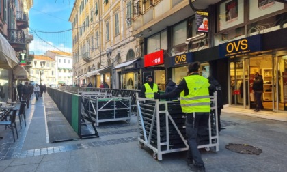 Festival di Sanremo: iniziata la posa del Green Carpet