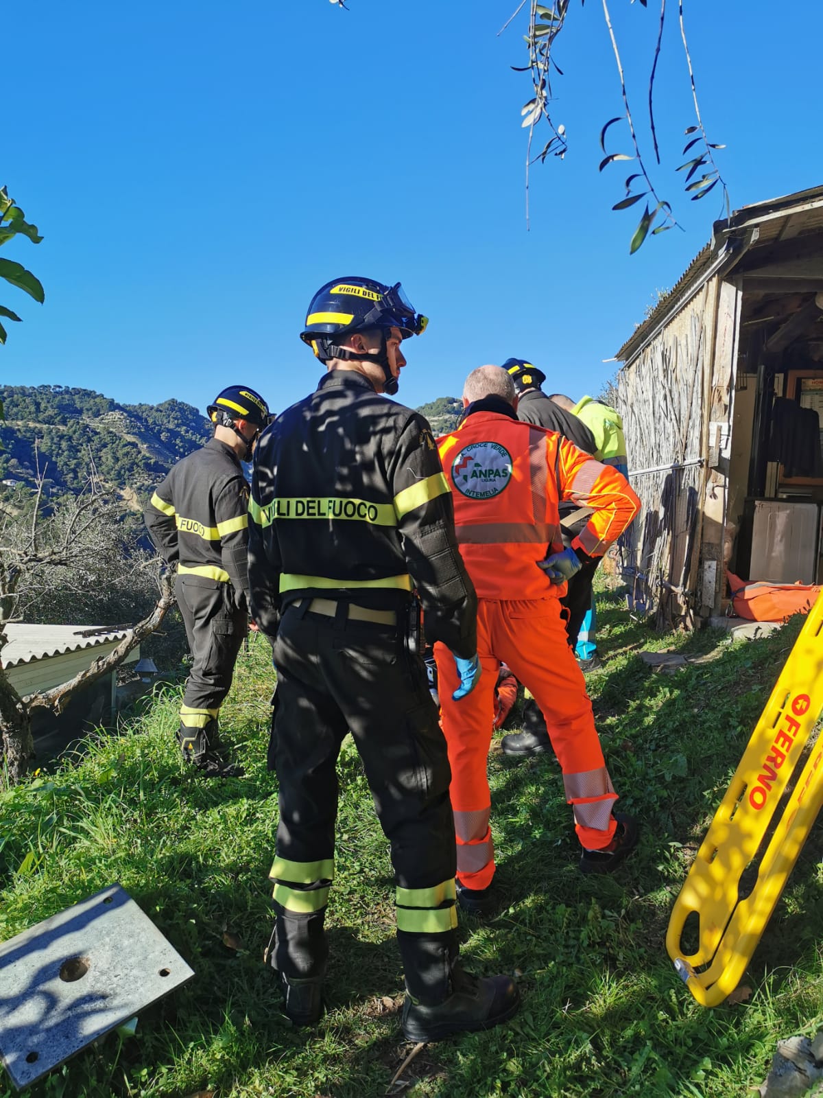 vigili del fuoco san biagio della cima intervento campagna uomo caduto_06