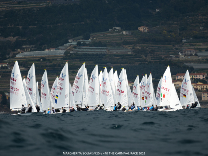 150 equipaggi a Marina degli Aregai per la regata Classe 420