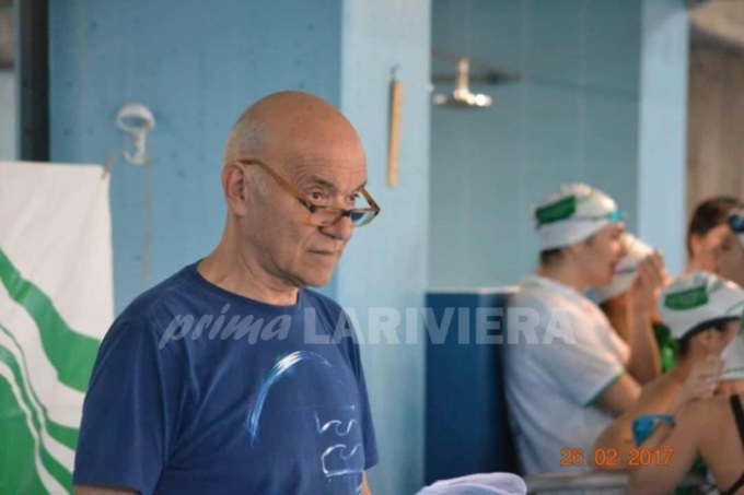 Addio allo storico maestro di nuoto Franco Caboni