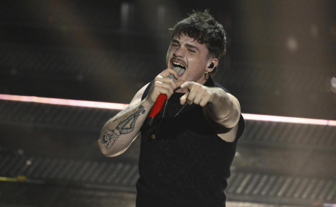 Olly: “Ho deciso  di rinunciare all’opportunità di partecipare all’Eurovision Song Contest, con la consapevolezza che sia una di quelle cose che ti capitano forse una sola volta nella vita”