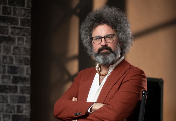 Simone Cristicchi vince il premio Lunezia per “Quando sarai piccola”