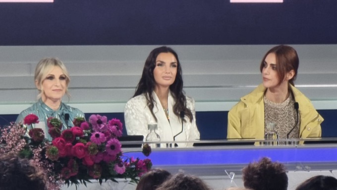 Sanremo 2025, la scaletta della terza serata
