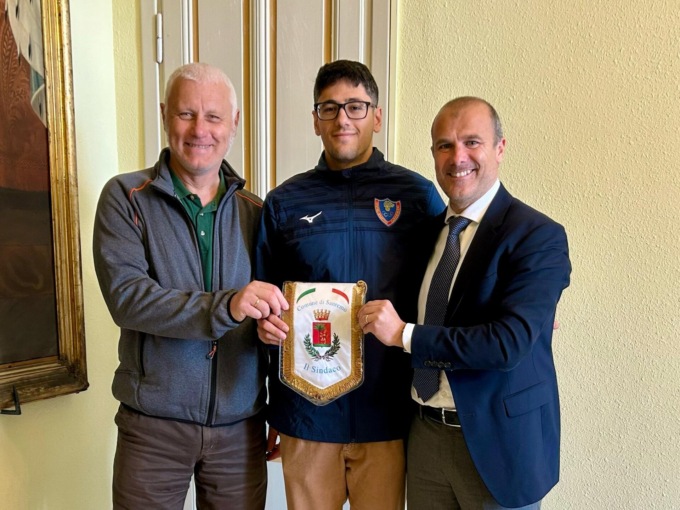L’atleta Matteo Oliveri ricevuto in comune