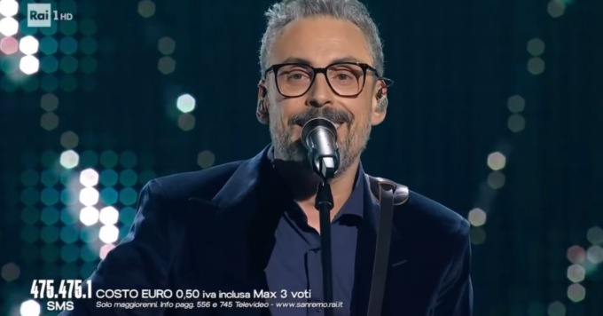 La protesta dei Calabresi contro Sanremo 2025: “Brunori Sas avrebbe vinto, i nostri voti bloccati”