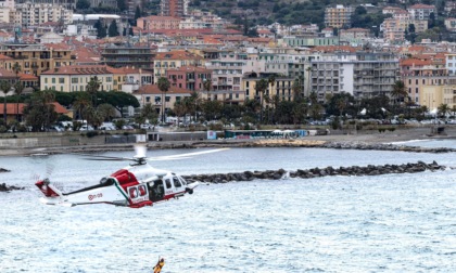 Spettacolare esercitazione della Guardia Costiera nella Sanremo del Festival