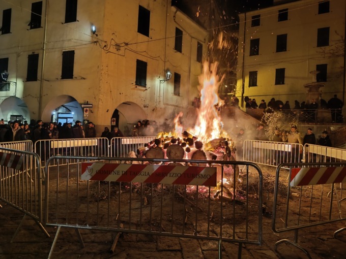 Sui furgari a scoppiare è lo scontro tra Conio e Vasco Lanfranchi