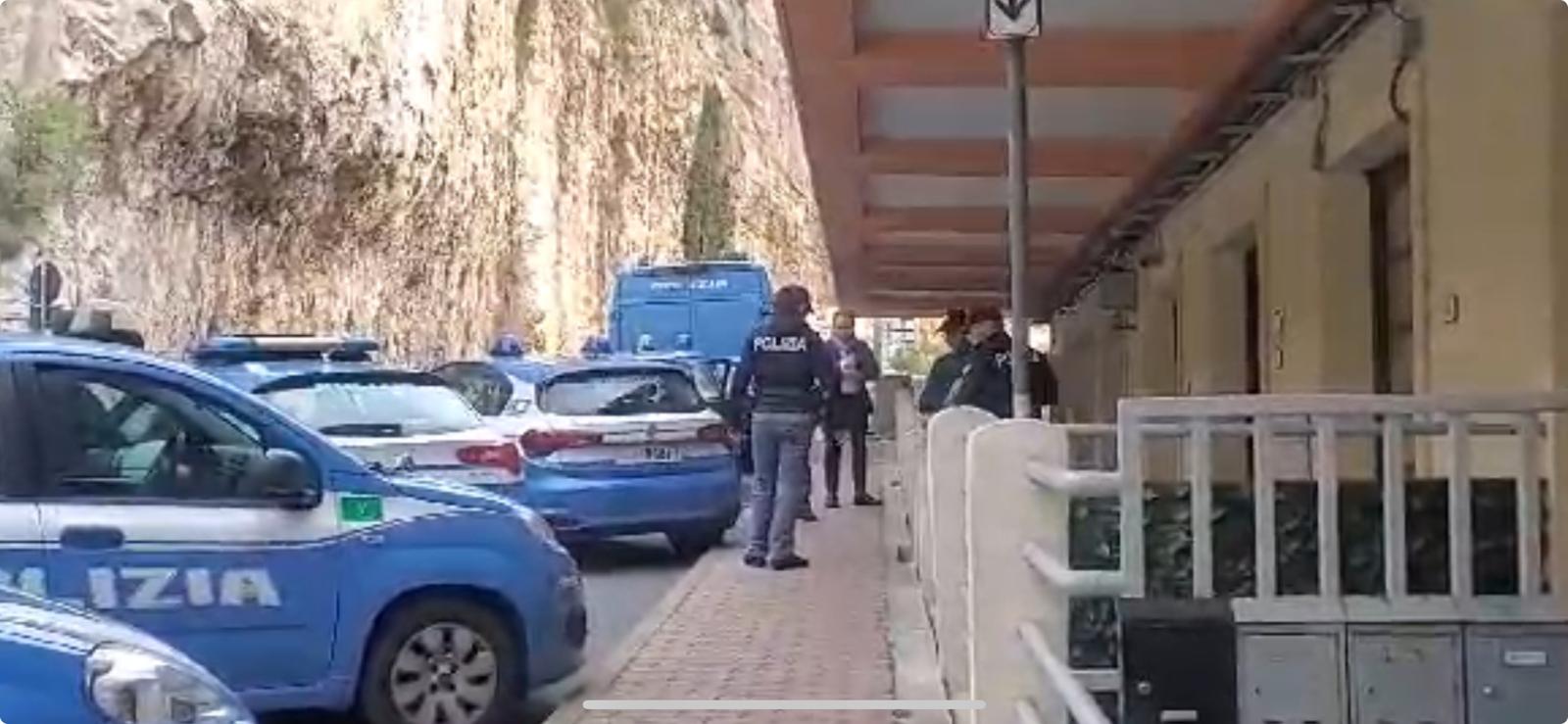 polizia di frontiera ventimiglia arrestato latitante algerino_07