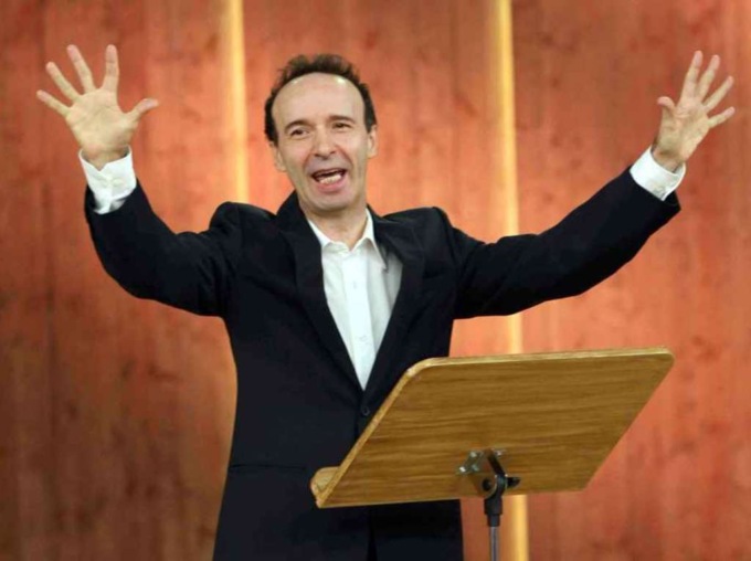 Carlo Conti oggi si realizza un sogno: porto Benigni al Festival