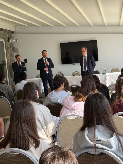 Ragazzi in azienda