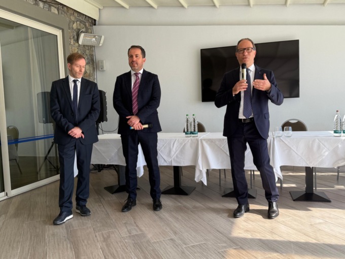 Ragazzi in azienda