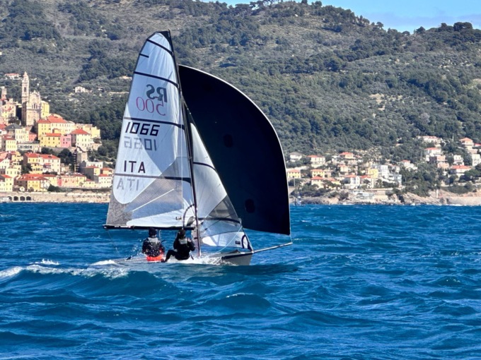 Le “zanzare” del Lago di Viverone vincono la Almost Spring Regatta di San Bartolomeo al Mare