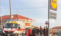 Uomo preso a pugni nel parcheggio della Lidl a Riva Ligure