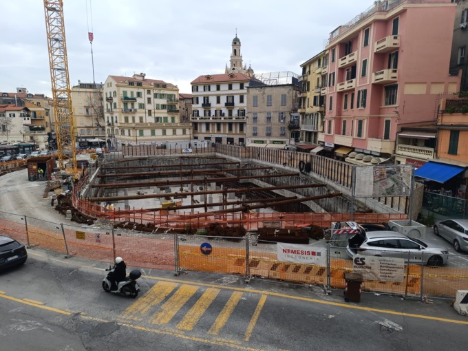 Cantiere Piazza Eroi: arrivano gli indennizzi per le attività commerciali