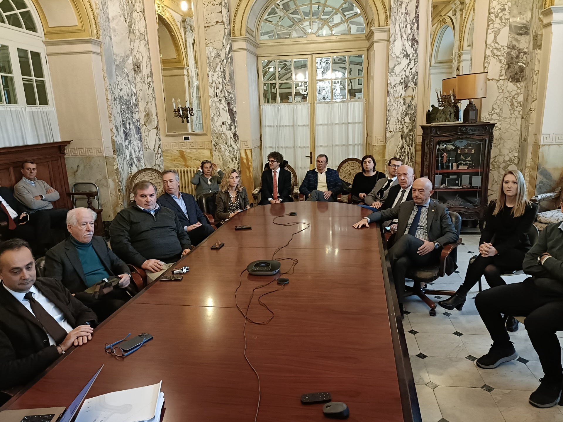 foto incontro porto