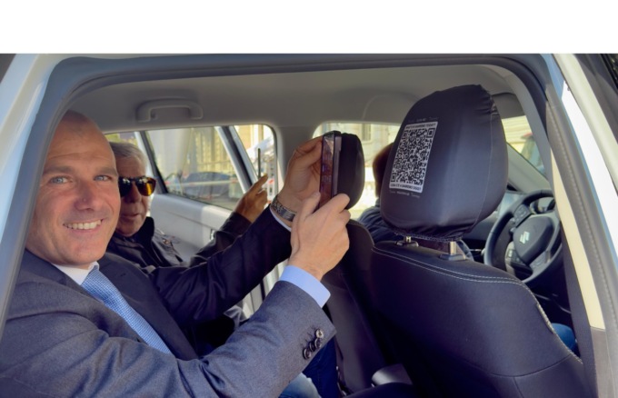Turismo, QR code sui taxi per scoprire Sanremo