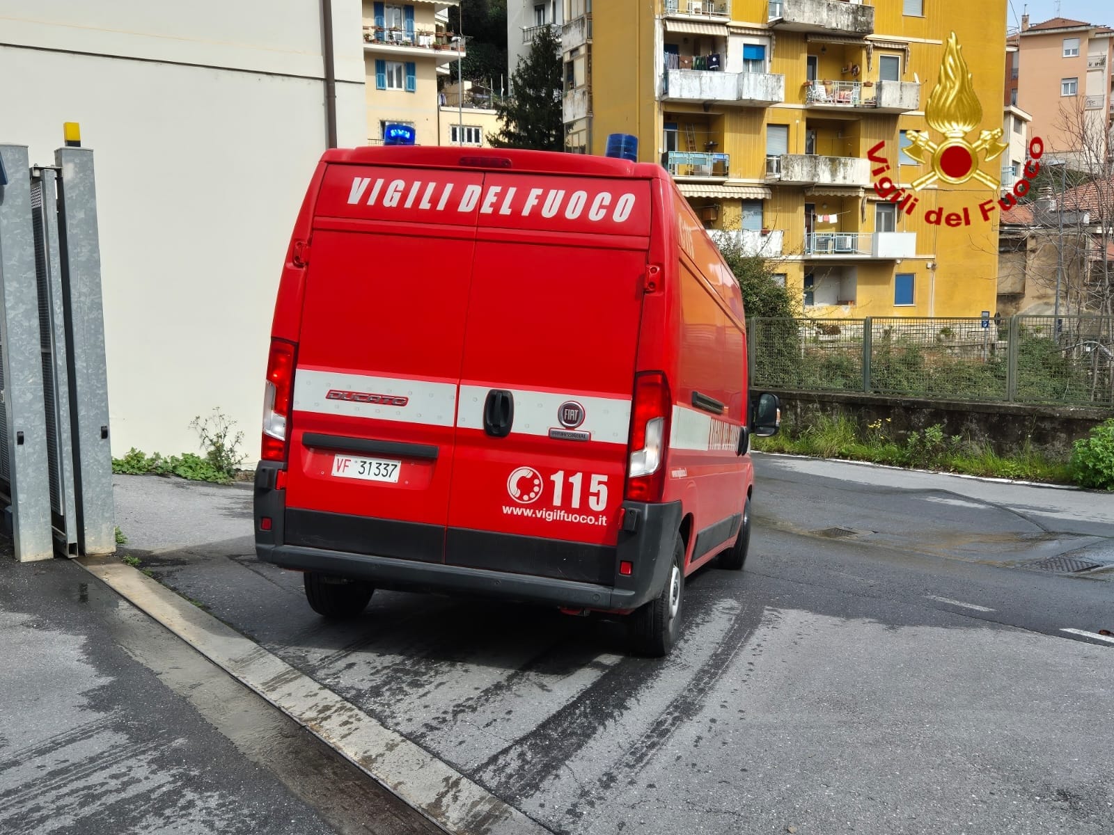 vigili del fuoco imperia colonna mobile generica_02