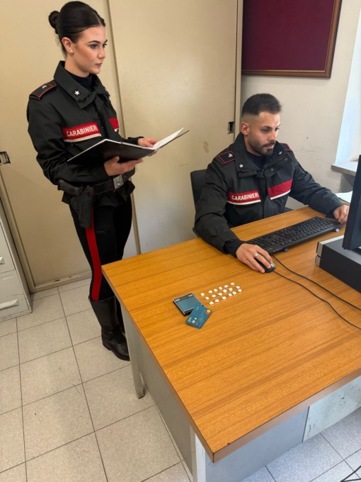 Beccato con 18 dosi di crack nascoste in bocca