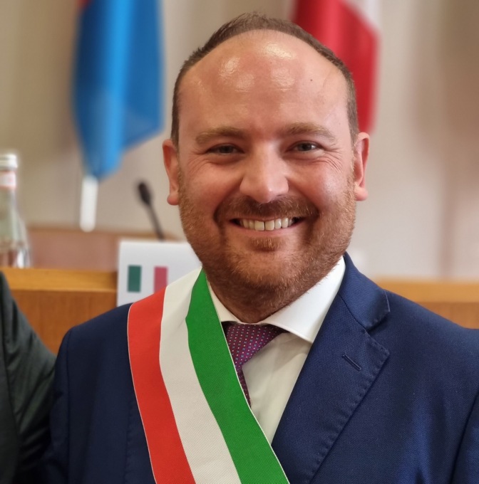 Un memoriale al posto del “Terzo Paradiso” per ricordare i migranti defunti