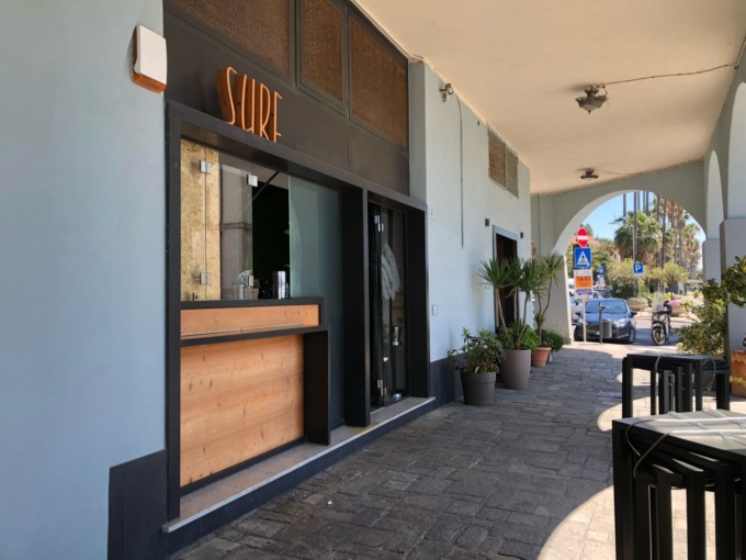 Spaccata al bar Surf in calata Cuneo
