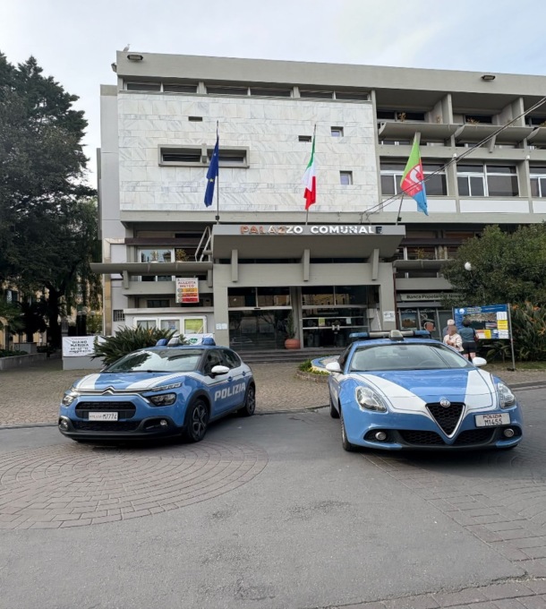 Polizia in locali e sale scommesse di Diano Marina. Settanta identificati