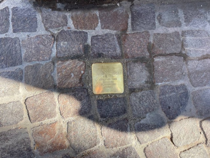 Diano Marina Ricorda Filippo Purgatorio con una “Pietra d’Inciampo”